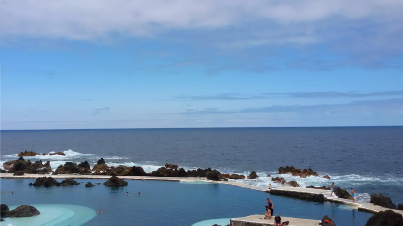Meerwasserschwimmbad Porto Moniz