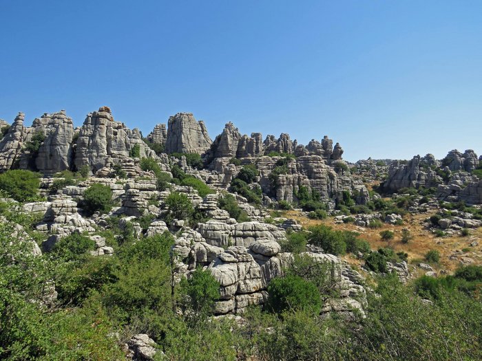 el-torcal-antquera-pexels-attila-paksi-62196856-8857370.jpg