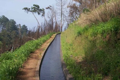 Wanderweg entlang einer Levada